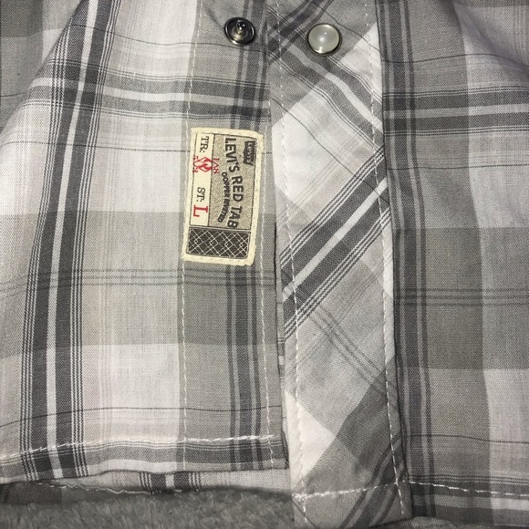 Men’s Levi’s red tab long sleeve shirt NWT SIZE XL - Picture 3 of 4